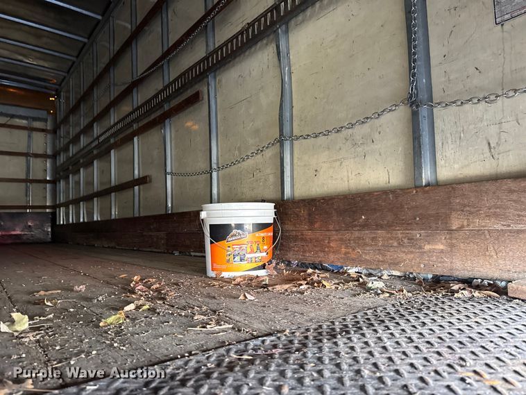 image for item EU4105 2007 GMC C7500 box truck