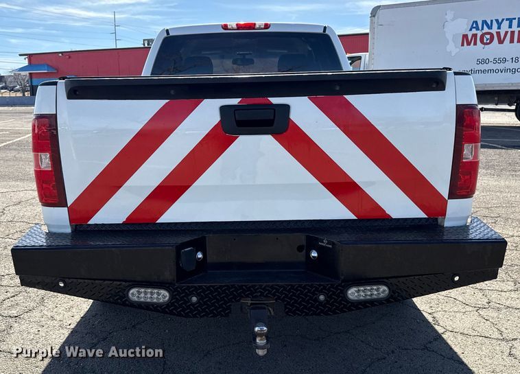 image for item EU4106 2010 Chevrolet Silverado 1500 Ext. Cab pickup truck