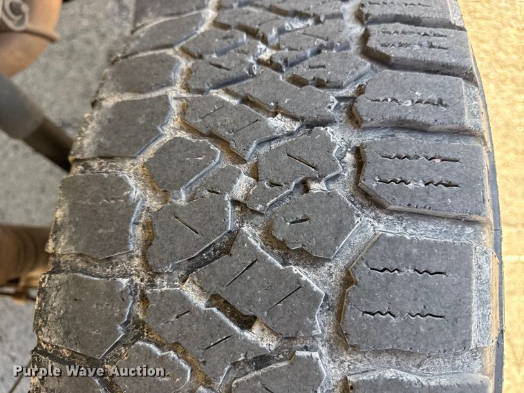 image for item EU4106 2010 Chevrolet Silverado 1500 Ext. Cab pickup truck