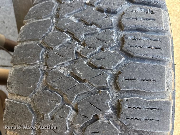 image for item EU4106 2010 Chevrolet Silverado 1500 Ext. Cab pickup truck