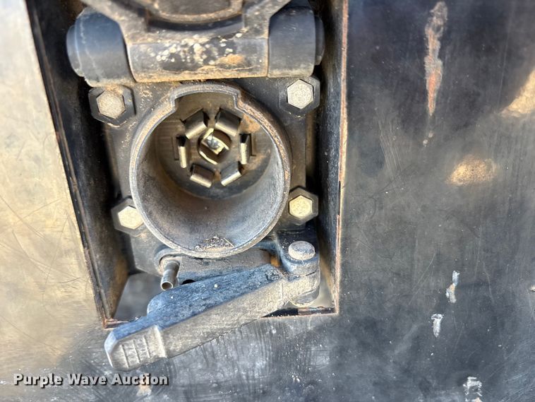 image for item EU4844 2005 GMC Sierra Crew Cab flatbed pickup truck