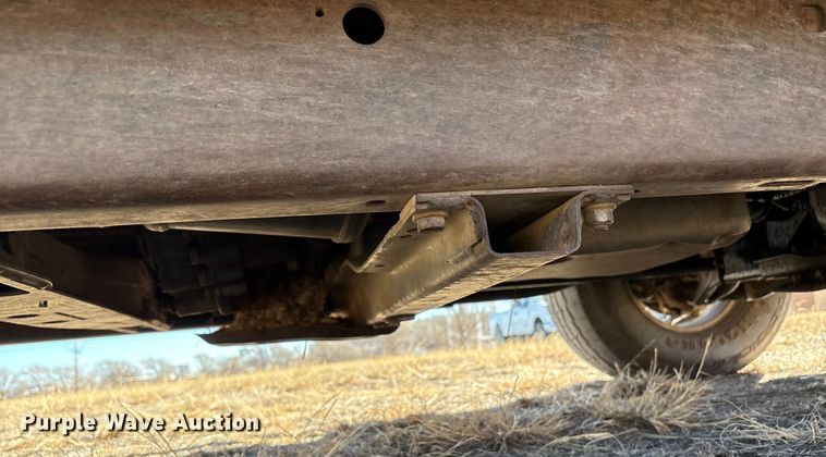 image for item EU4844 2005 GMC Sierra Crew Cab flatbed pickup truck