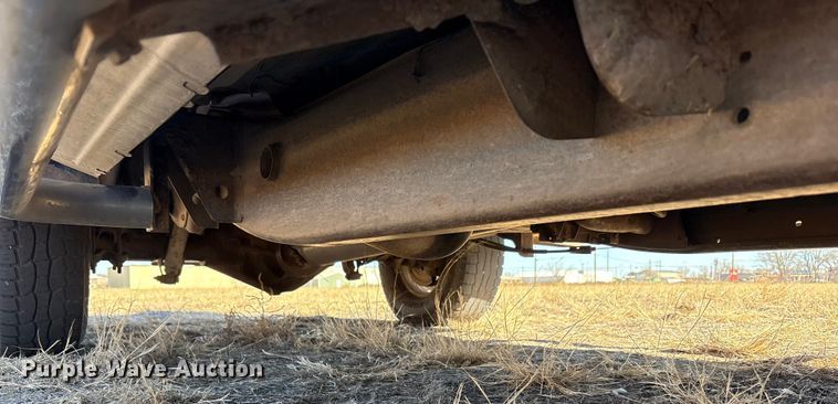 image for item EU4844 2005 GMC Sierra Crew Cab flatbed pickup truck