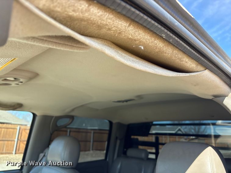 image for item EU4844 2005 GMC Sierra Crew Cab flatbed pickup truck