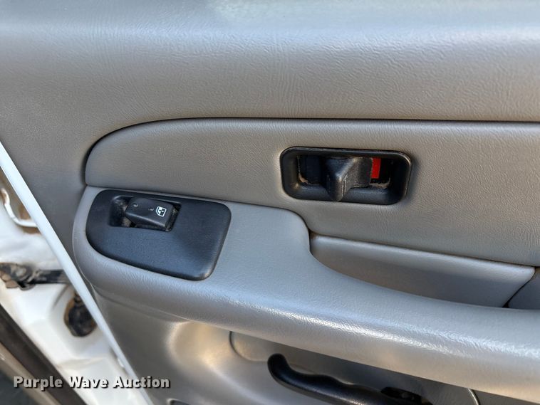 image for item EU4844 2005 GMC Sierra Crew Cab flatbed pickup truck