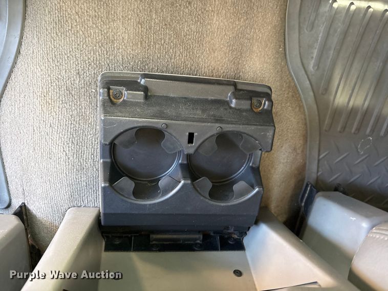 image for item EU4844 2005 GMC Sierra Crew Cab flatbed pickup truck