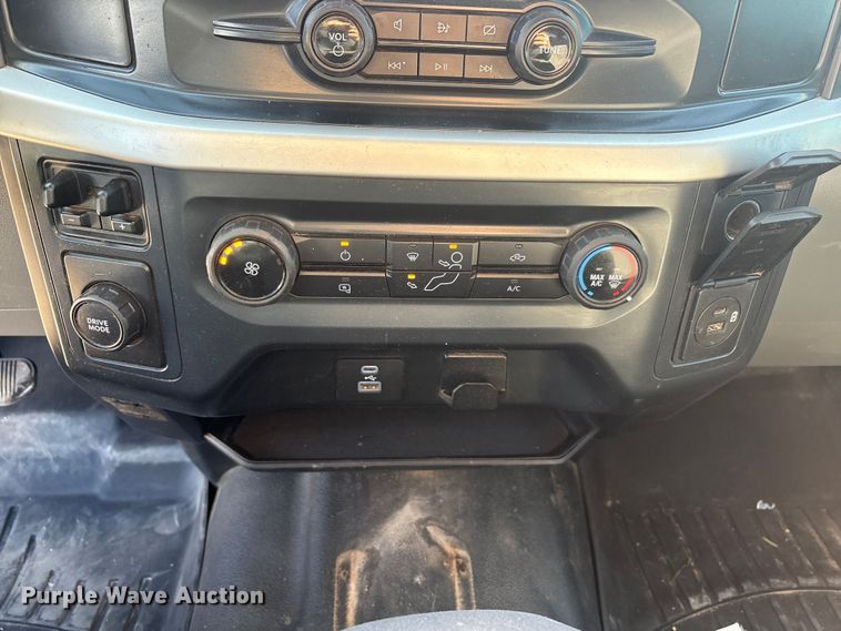 image for item EU4850 2022 Ford F150 Ext. Cab pickup truck