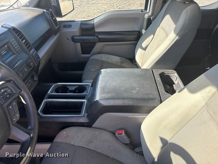 image for item EU4851 2017 Ford F150 Ext. Cab pickup truck