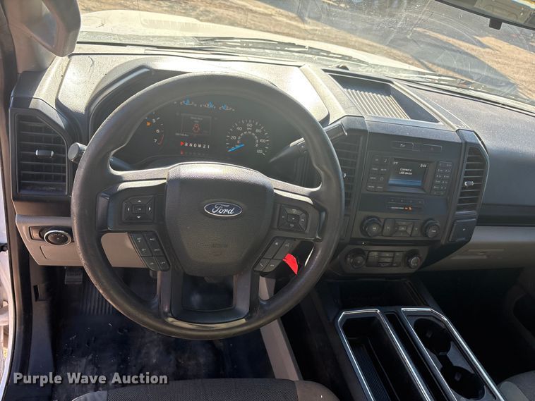 image for item EU4851 2017 Ford F150 Ext. Cab pickup truck