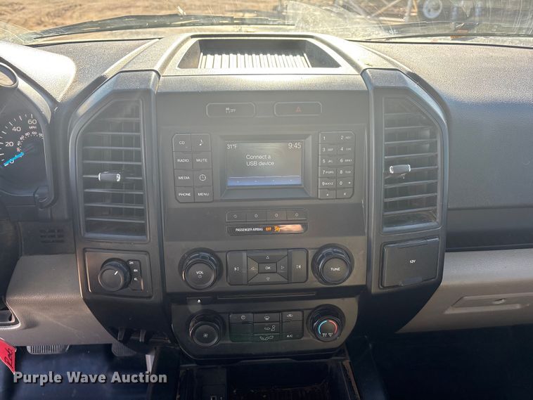 image for item EU4851 2017 Ford F150 Ext. Cab pickup truck