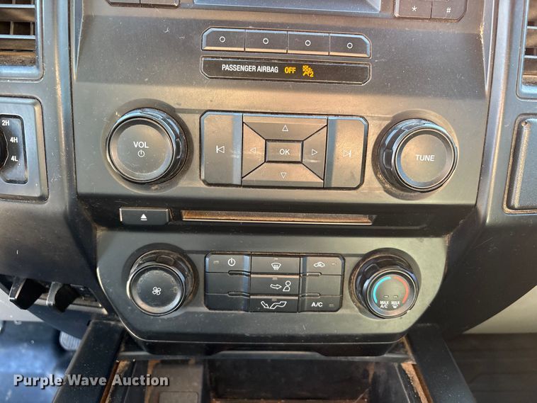 image for item EU4851 2017 Ford F150 Ext. Cab pickup truck