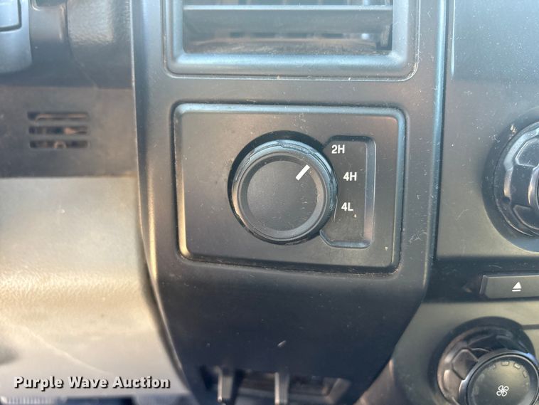 image for item EU4851 2017 Ford F150 Ext. Cab pickup truck