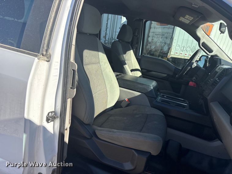 image for item EU4851 2017 Ford F150 Ext. Cab pickup truck