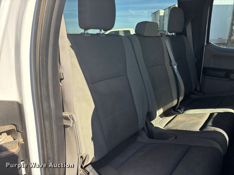 image for item EU4851 2017 Ford F150 Ext. Cab pickup truck