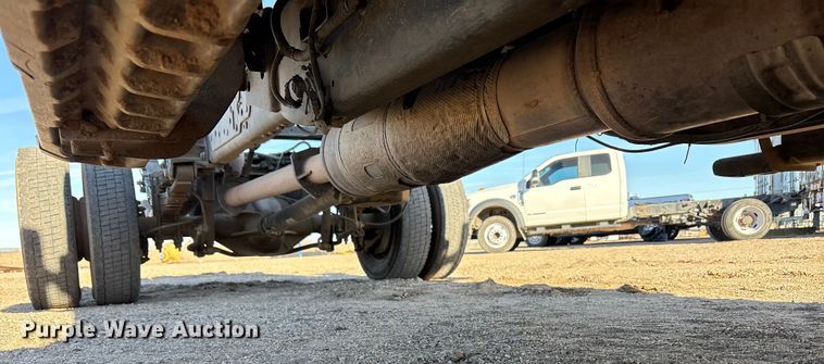 image for item EU4852 2019 Ford F450 Super Duty Crew Cab truck cab and chassis