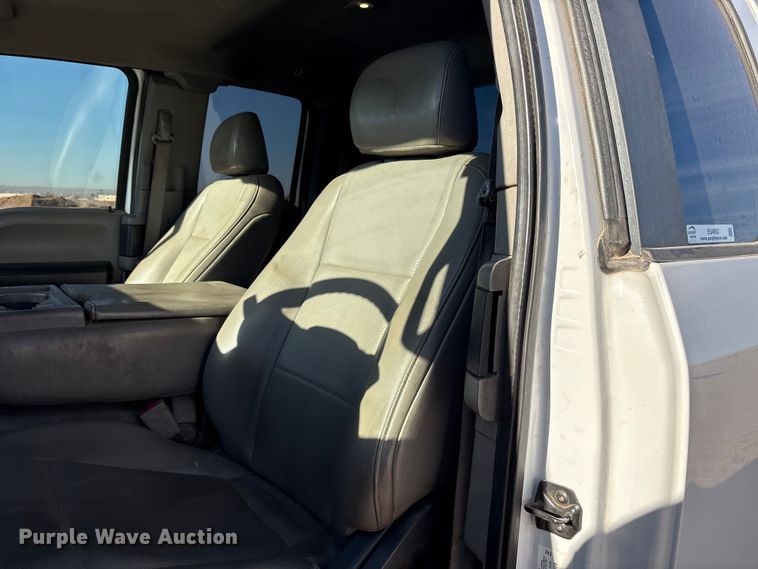 image for item EU4852 2019 Ford F450 Super Duty Crew Cab truck cab and chassis