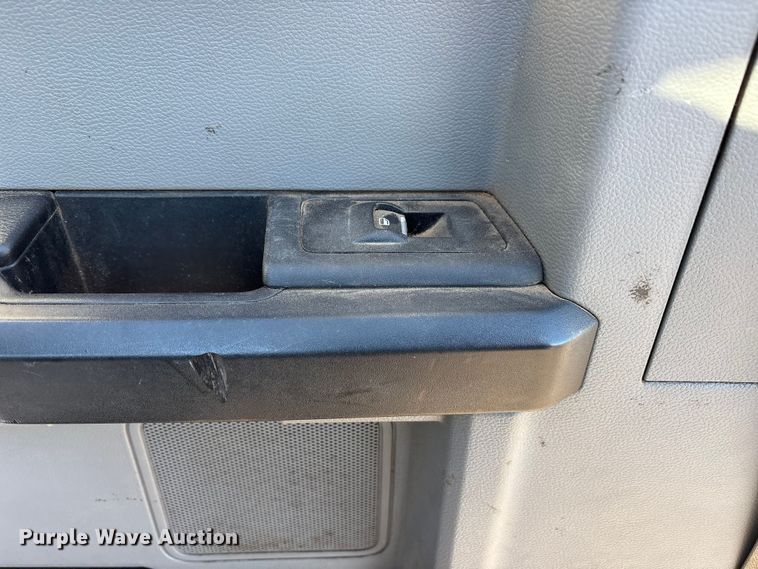 image for item EU4852 2019 Ford F450 Super Duty Crew Cab truck cab and chassis