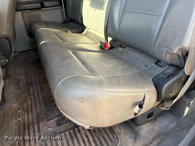 image for item EU4852 2019 Ford F450 Super Duty Crew Cab truck cab and chassis