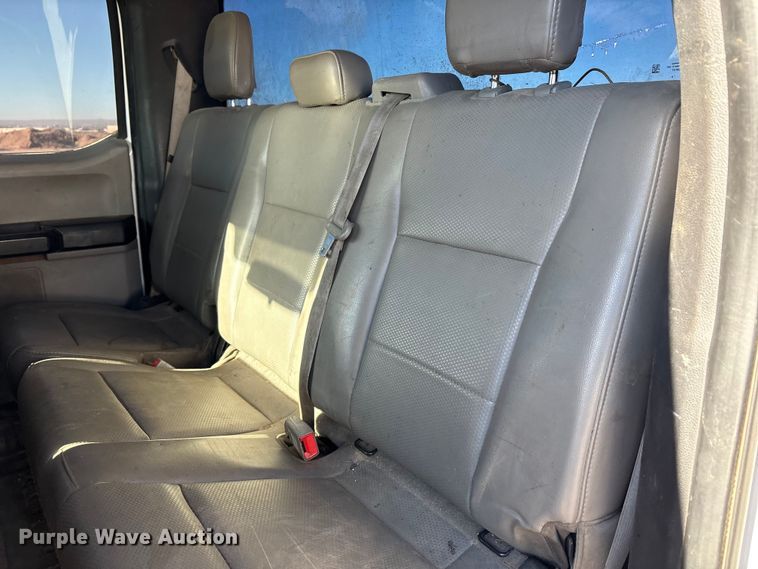 image for item EU4852 2019 Ford F450 Super Duty Crew Cab truck cab and chassis