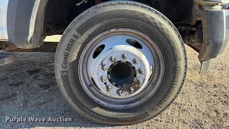 image for item EU4852 2019 Ford F450 Super Duty Crew Cab truck cab and chassis