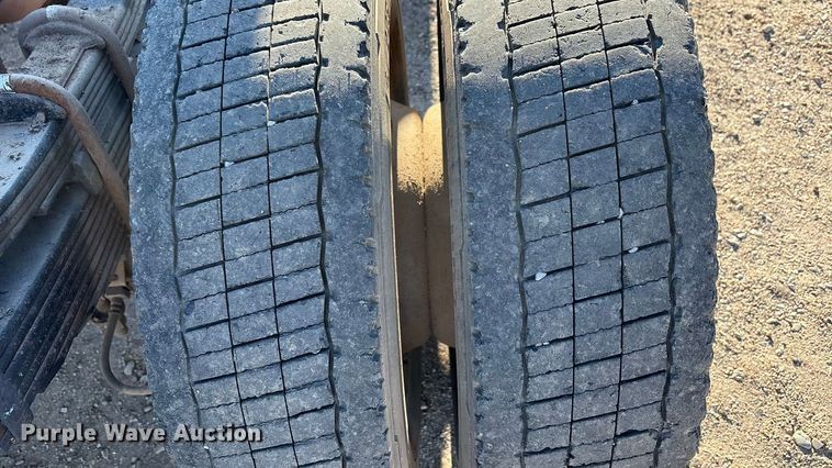 image for item EU4852 2019 Ford F450 Super Duty Crew Cab truck cab and chassis