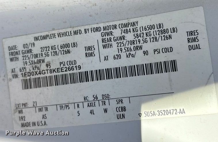 image for item EU4852 2019 Ford F450 Super Duty Crew Cab truck cab and chassis