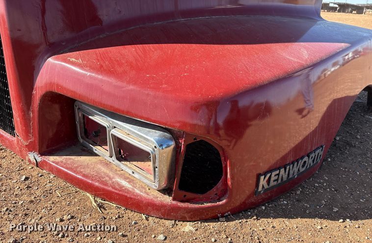 image for item EU4862 Kenworth truck hood