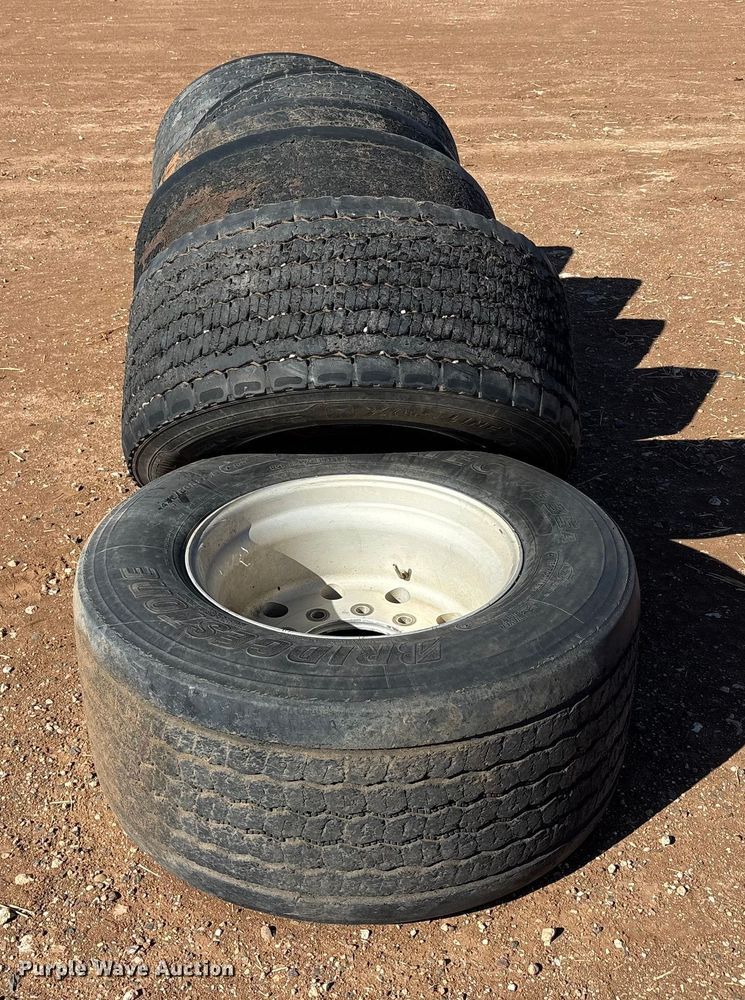 image for item EU4864 (6) 445/50R22.5 tires and wheels