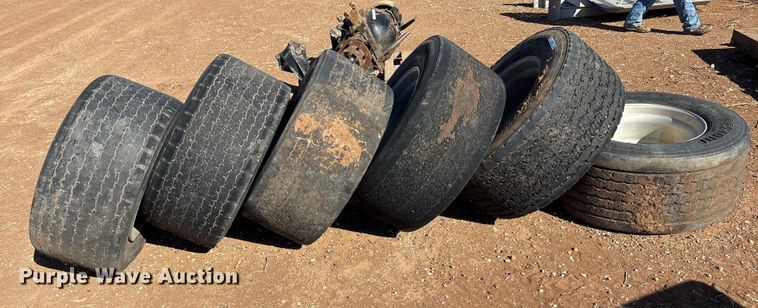 image for item EU4864 (6) 445/50R22.5 tires and wheels