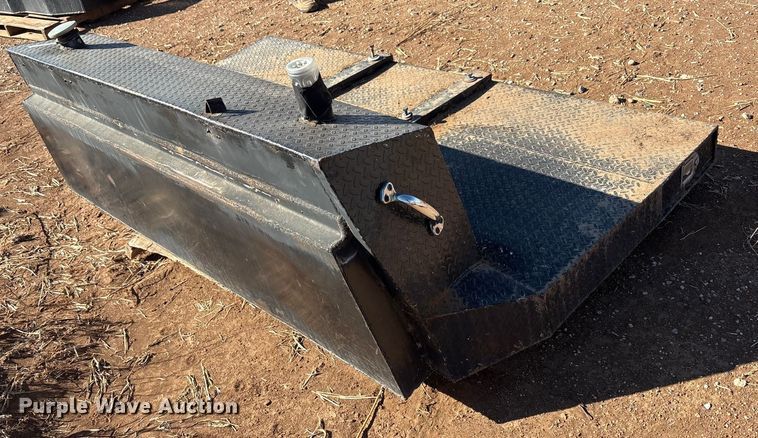 image for item EU4865 Fuel tank