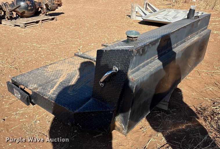 image for item EU4865 Fuel tank