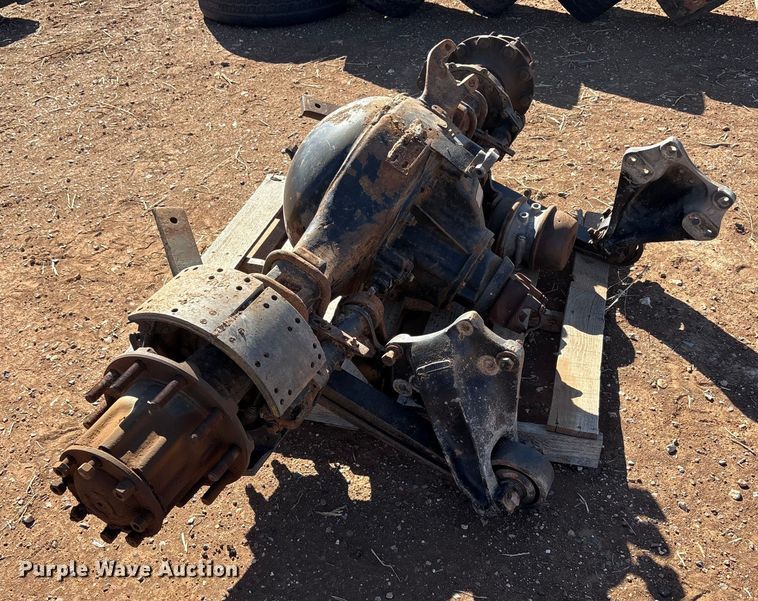 image for item EU4866 Freightliner rear end