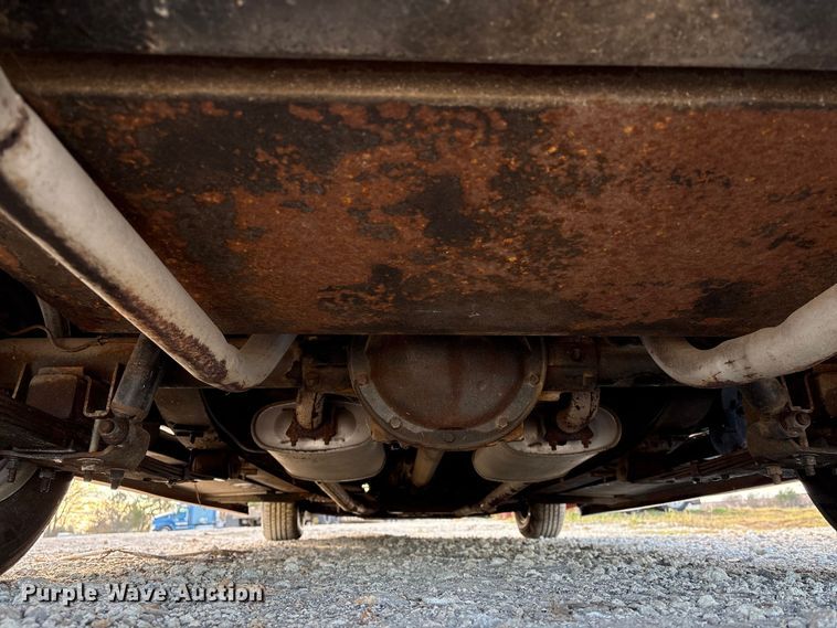 image for item EU7156 1939 Chevrolet sedan