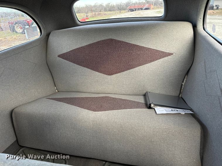 image for item EU7156 1939 Chevrolet sedan