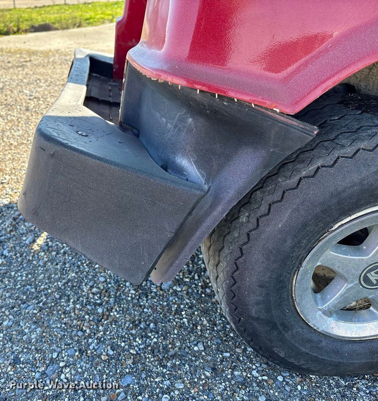 image for item EU7340 1991 Hyundai HGG-1 golf cart