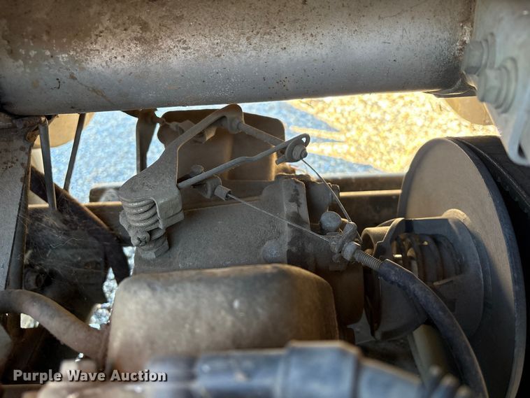 image for item EU7340 1991 Hyundai HGG-1 golf cart