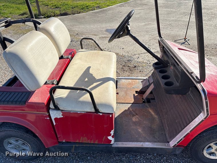 image for item EU7340 1991 Hyundai HGG-1 golf cart