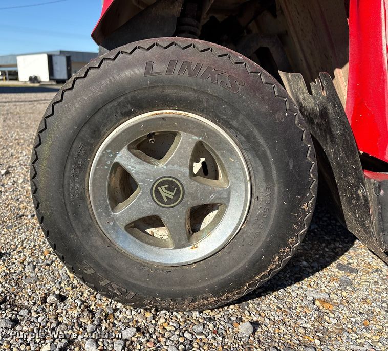 image for item EU7340 1991 Hyundai HGG-1 golf cart