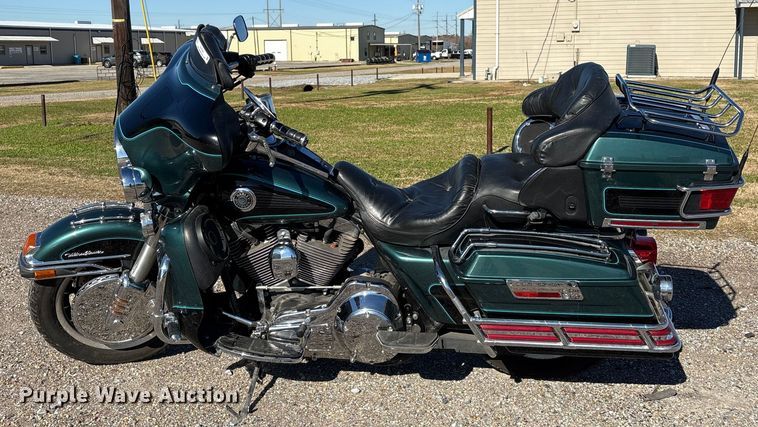 image for item EU7342 2002 Harley-Davidson Electra Glide Ultra Classic  motorcycle