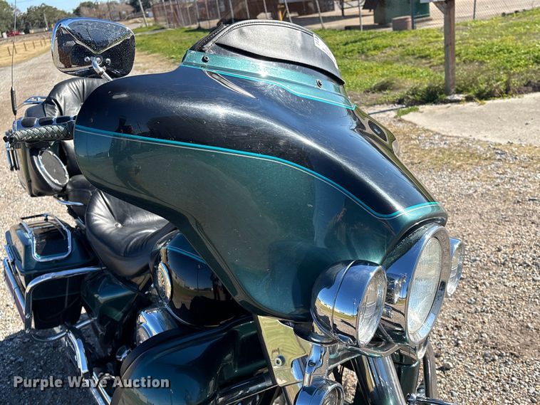 image for item EU7342 2002 Harley-Davidson Electra Glide Ultra Classic  motorcycle