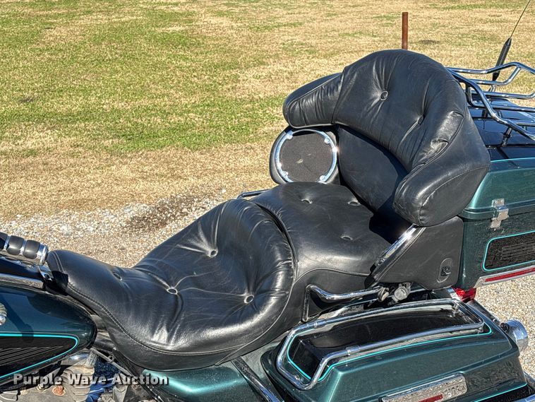 image for item EU7342 2002 Harley-Davidson Electra Glide Ultra Classic  motorcycle