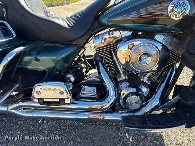 image for item EU7342 2002 Harley-Davidson Electra Glide Ultra Classic  motorcycle