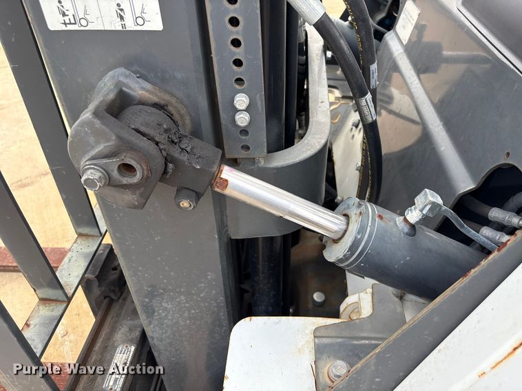 image for item EU7381 2016 UniCarriers PF50 forklift