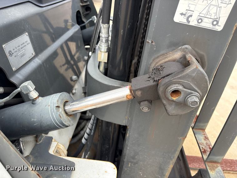 image for item EU7381 2016 UniCarriers PF50 forklift