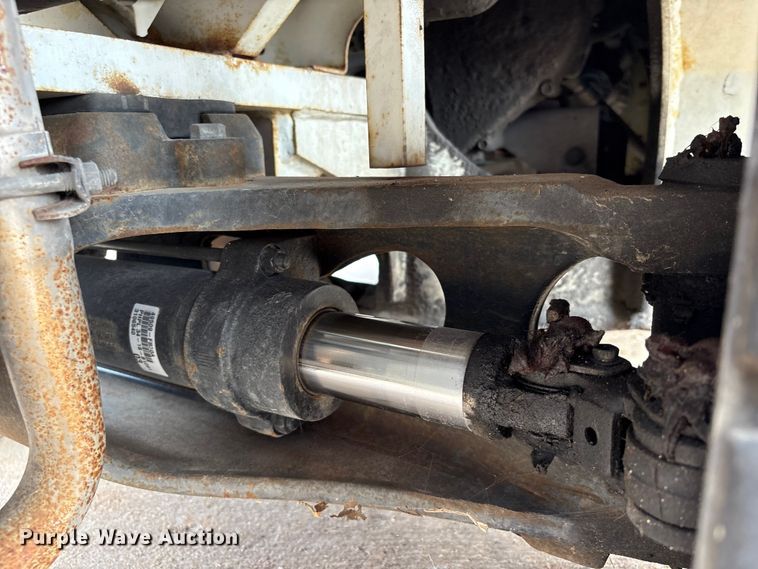 image for item EU7381 2016 UniCarriers PF50 forklift