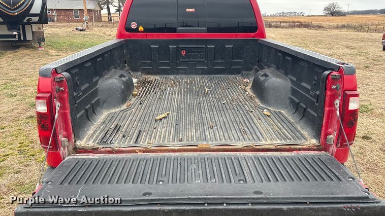 image for item EV2674 2011 Ford F250 Crew Cab pickup truck