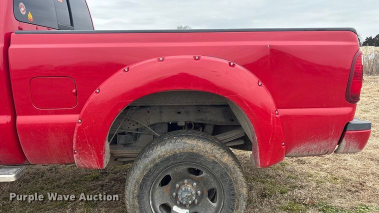 image for item EV2674 2011 Ford F250 Crew Cab pickup truck