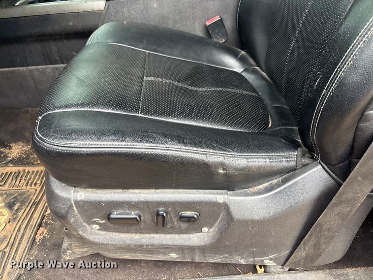 image for item EV2674 2011 Ford F250 Crew Cab pickup truck