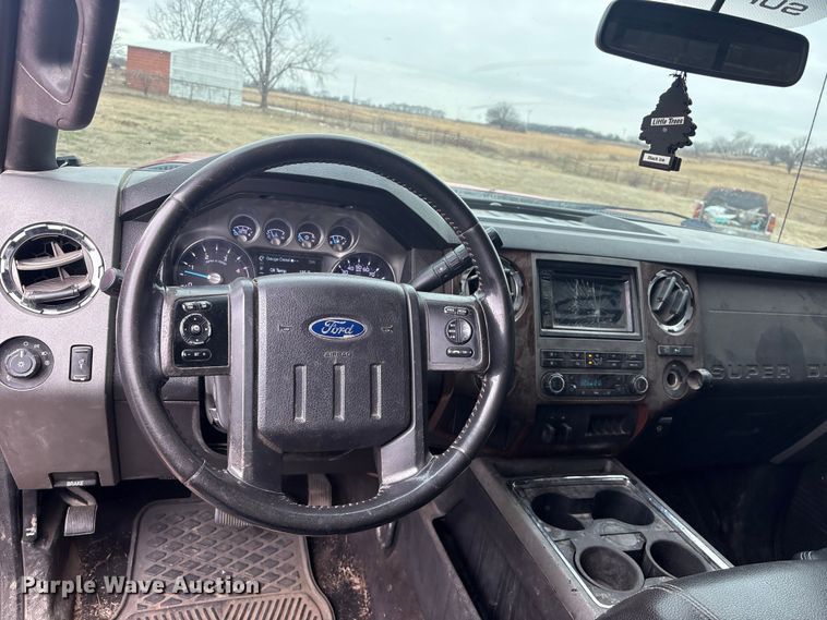 image for item EV2674 2011 Ford F250 Crew Cab pickup truck