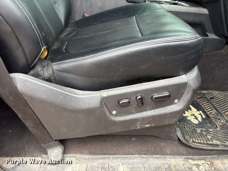 image for item EV2674 2011 Ford F250 Crew Cab pickup truck